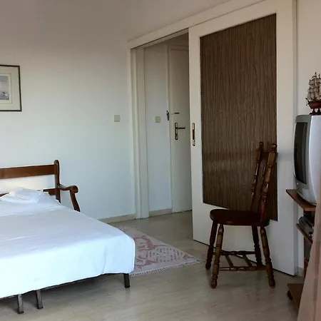 Chris Studios and Apartments Λέχαιο Δωμάτιο φωτογραφία